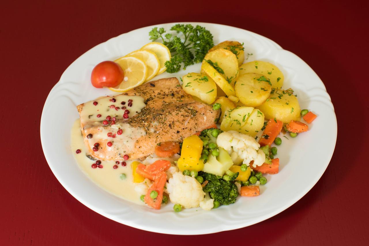 Gasthaus-Gostišče-Trattoria Ogris Ludmannsdorf Esterno foto