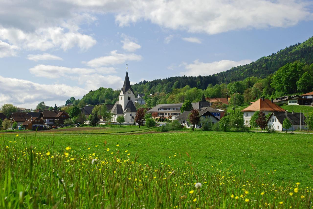 Gasthaus-Gostišče-Trattoria Ogris Ludmannsdorf Esterno foto