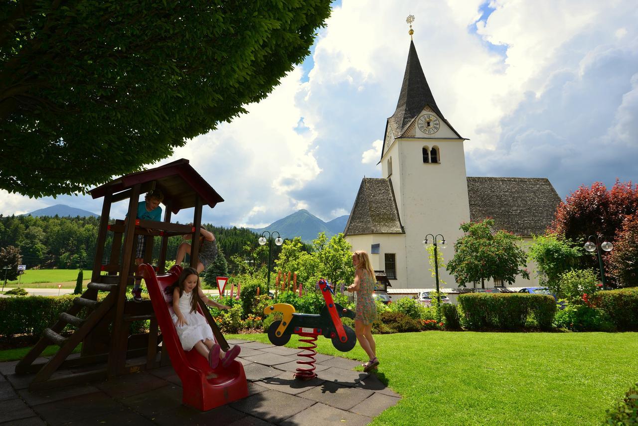 Gasthaus-Gostišče-Trattoria Ogris Ludmannsdorf Esterno foto